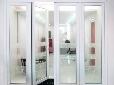 Dịch Vụ Sửa Chữa và Bảo Trì Nhôm Kính
